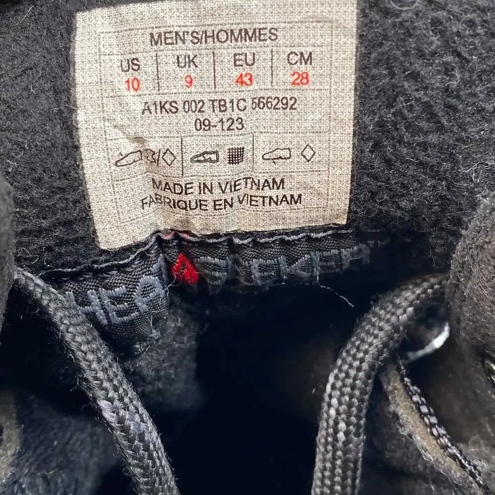The North Face Black Suede Snow Boots | Men’s US 10